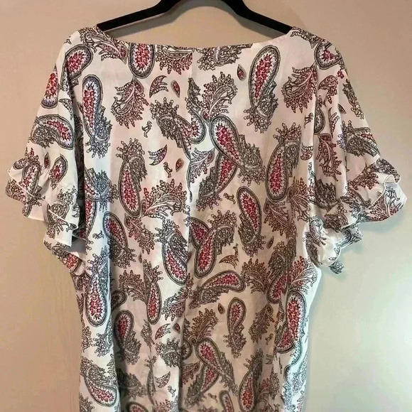 Lane Bryant Paisley Red and Blue Top Size 26 - Picture 3 of 3